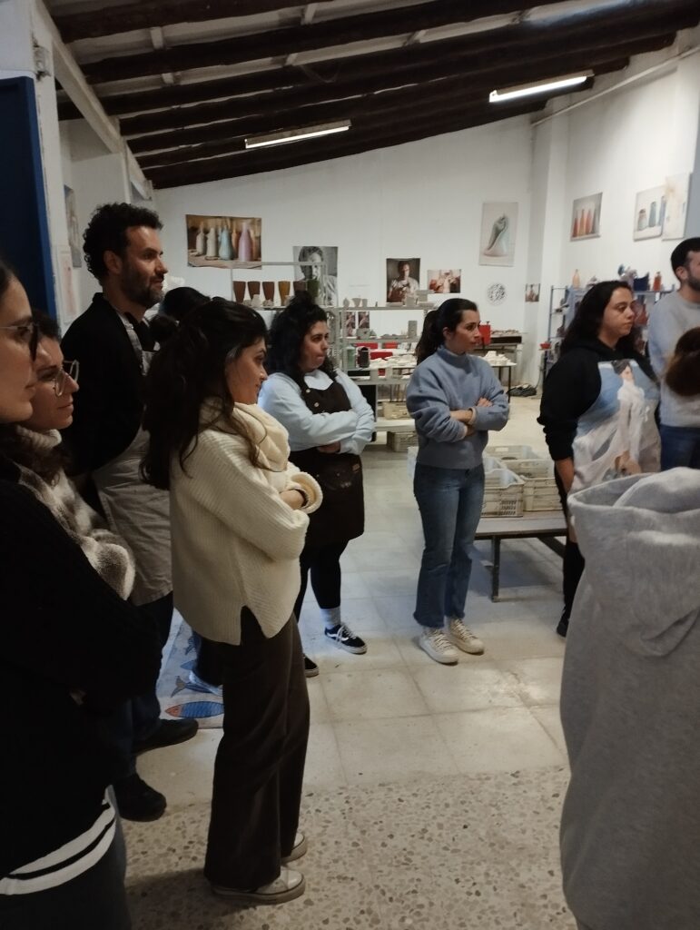 Clases con monográficos de cerámica en Sevilla