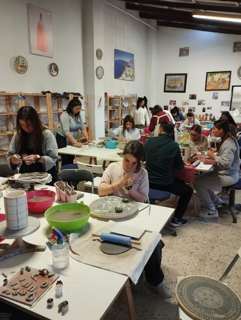 Clase de cerámica en Sevilla en Cerámica Viva, Mairena del Aljarafe